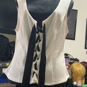 Tie in middle shirt really for the summer